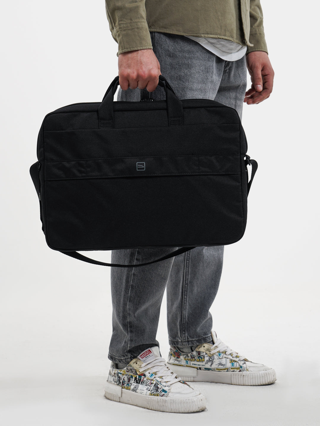 Noutbuk sumkasi Tucano STAR BAG 17" Black (BSTN17-BK)
