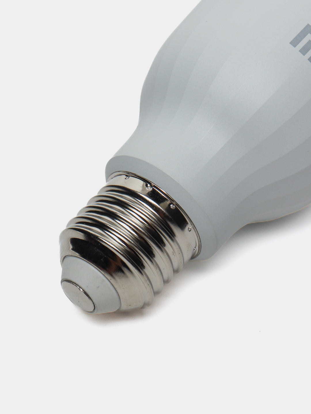 Aqlli lampochka Xiaomi Mi Smart LED Bulb Essential RGB+W, 16 million ranglar