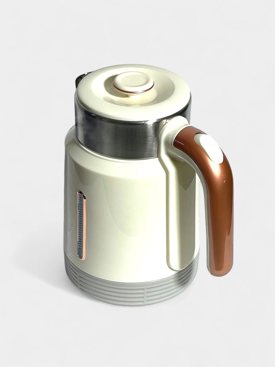Minix elektr choynak, hajmi 2,2 l, quvvati 1500 Vt