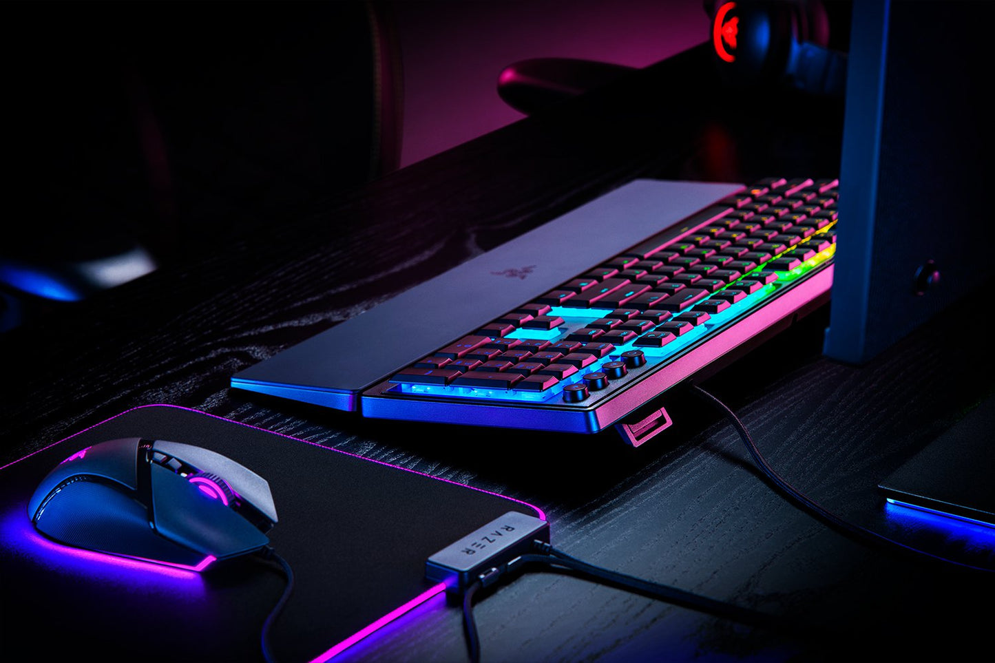 Klaviatura Razer Keyboard mechanical Ornata V3 104key, Mecha-Membrane Switch, USB-A, EN/RU, RGB