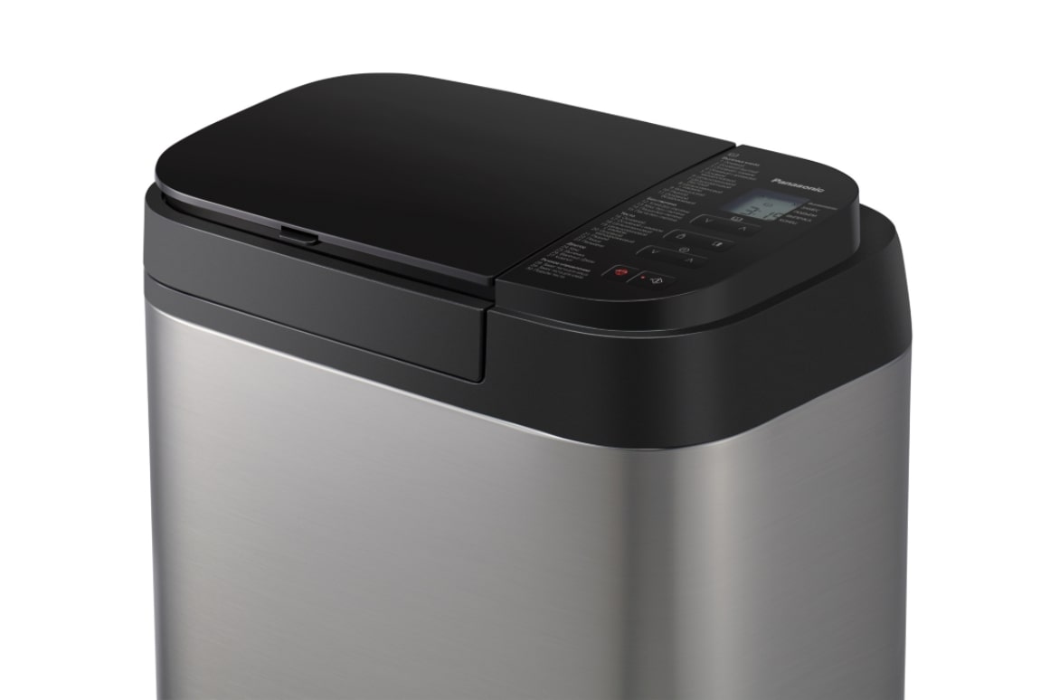 Non ishlab chiqaruvchi Panasonic 550W, dasturlari-30, maksimal vazni -1,25kg, shakli-to'rtburchak, metall, qora