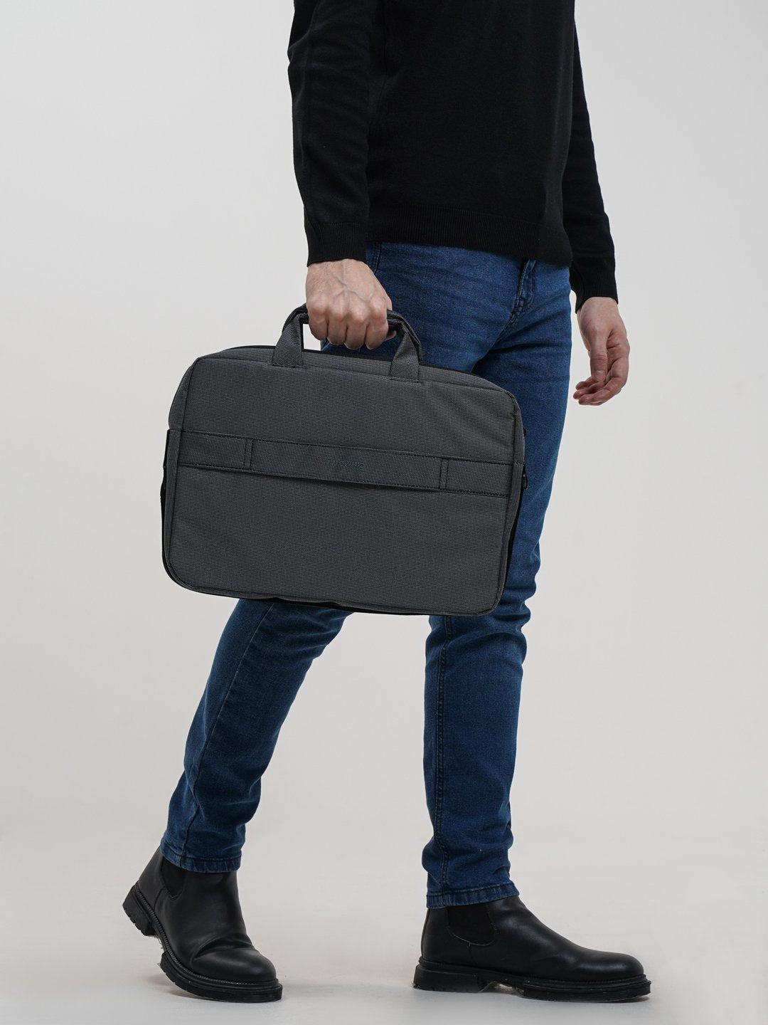 Sumka Tucano Loop Slim Bag 15.6" BSLOOP15-BK, qora