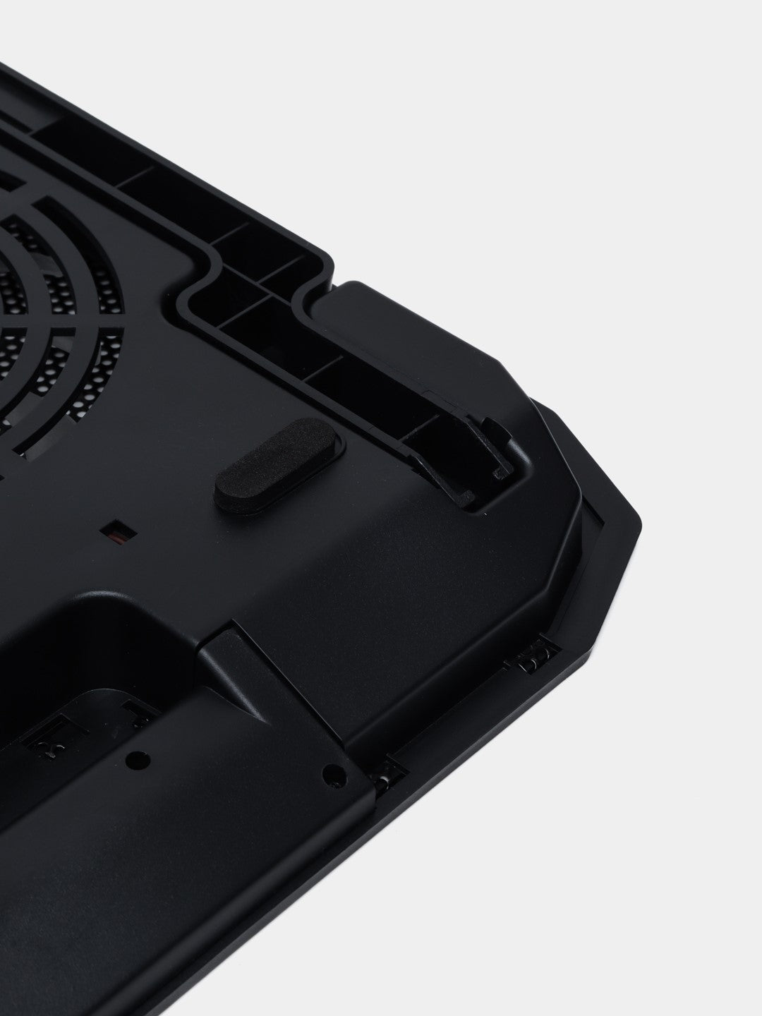 Noutbuk uchun stend kuler 2E GAMING 2E-CPG-003, qora