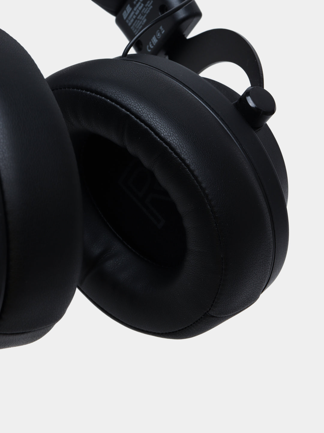 Simsiz o'yin quloqchinlari 2E Gaming HG360 RGB yoritgich bilan WL Black