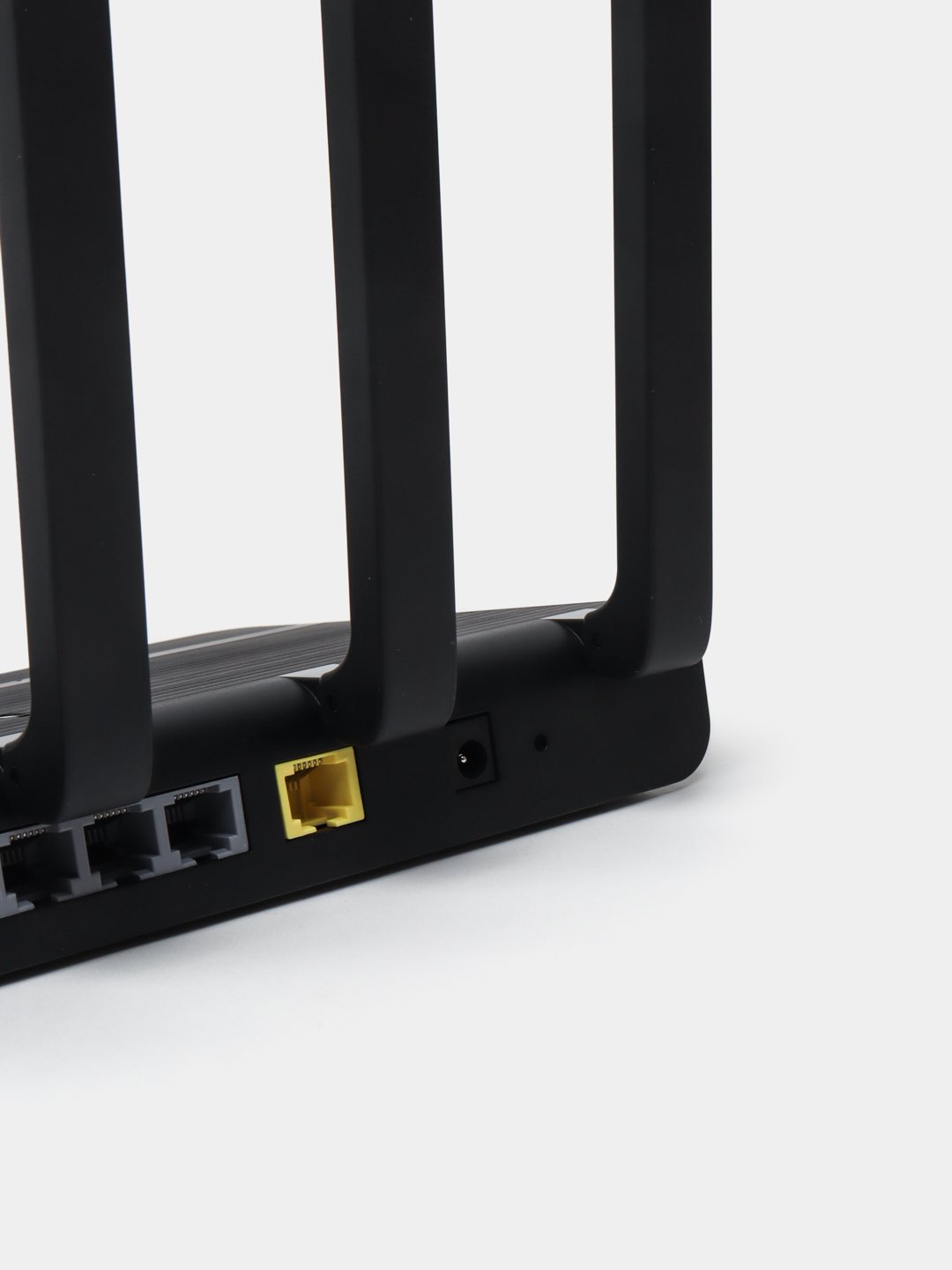 Ikki tarmoqli gigabit Wi-Fi router NETIS N2 AC1200